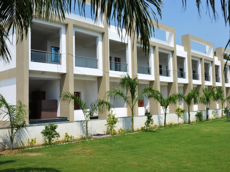 Banyan Paradise Resort Vadodara Exterior foto